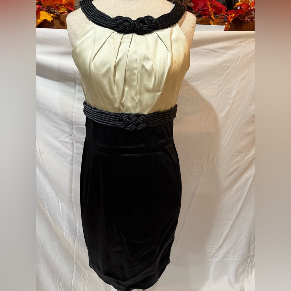 Jones New York Black and Cream Midi Dress